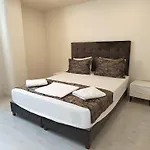 White Crown Apartman ve Yaşam Merkezi