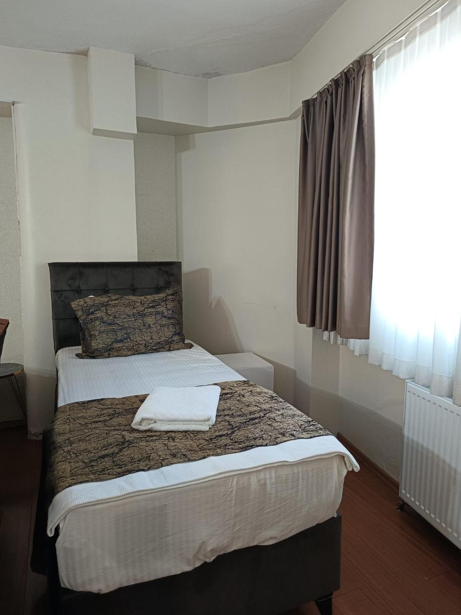 Apart Otel White Crown Ve Yaşam Merkezi İstanbul