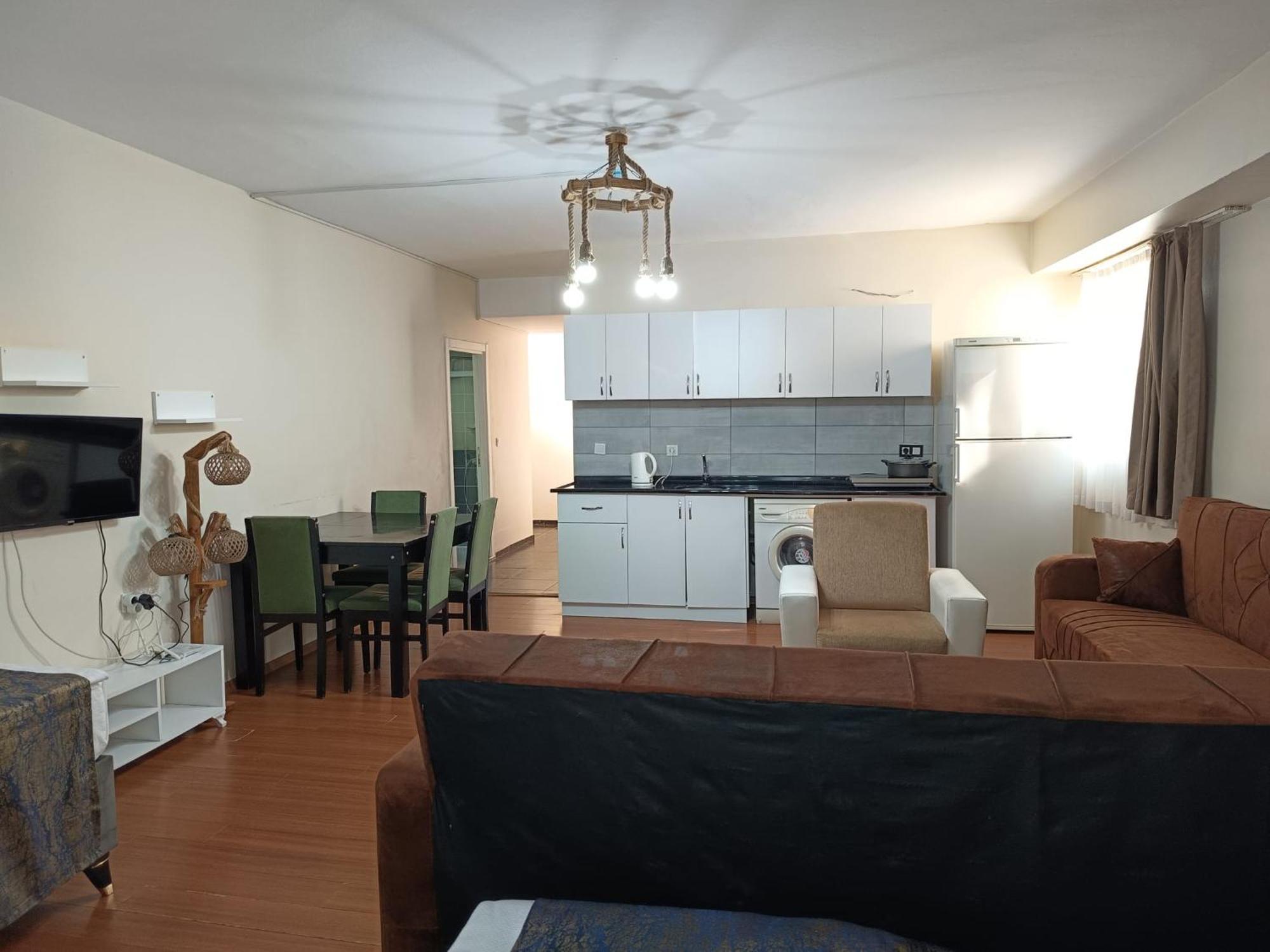 White Crown Ve Yaşam Merkezi Apart Otel
