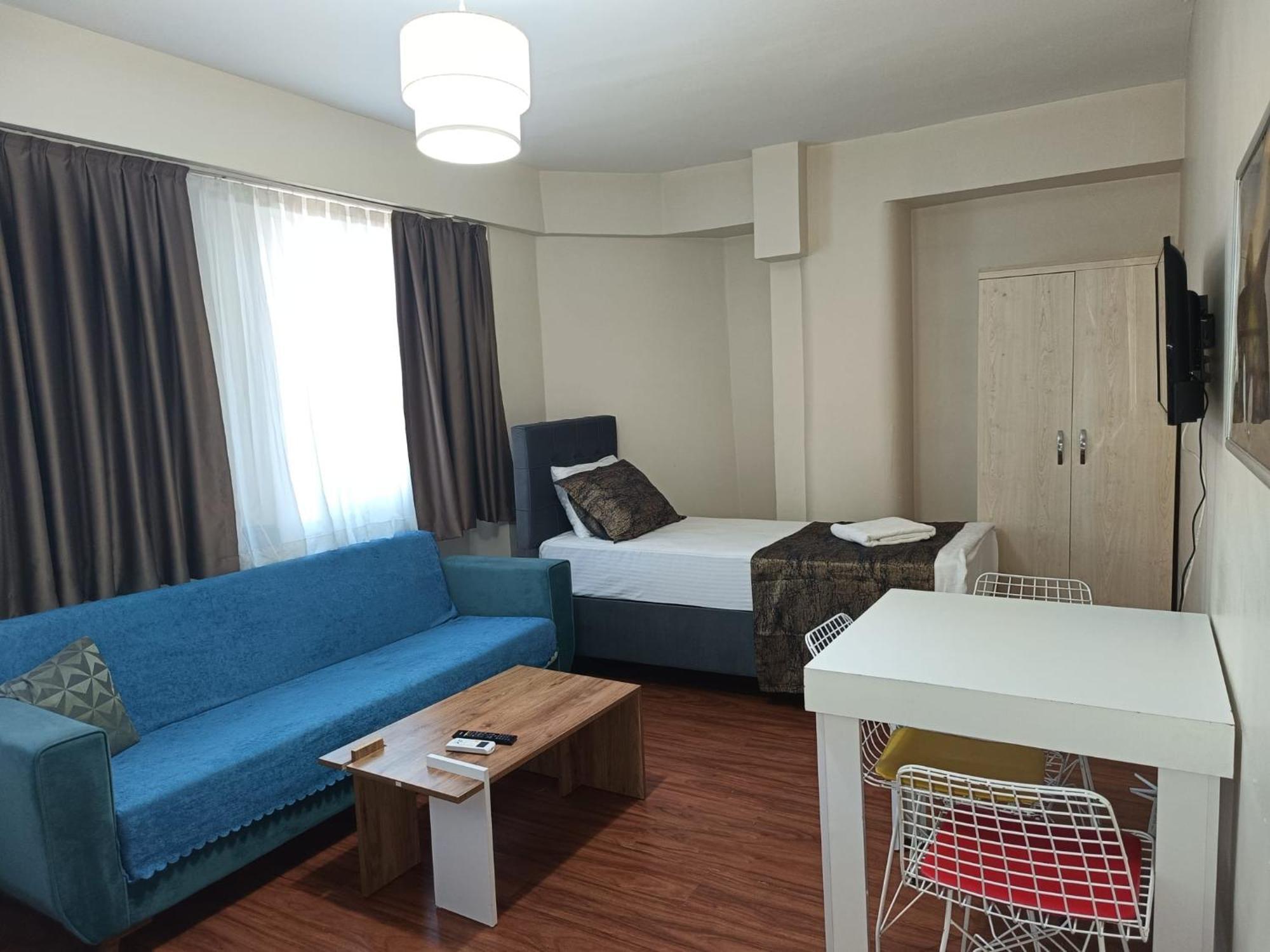 White Crown Ve Yasam Merkezi Aparthotel